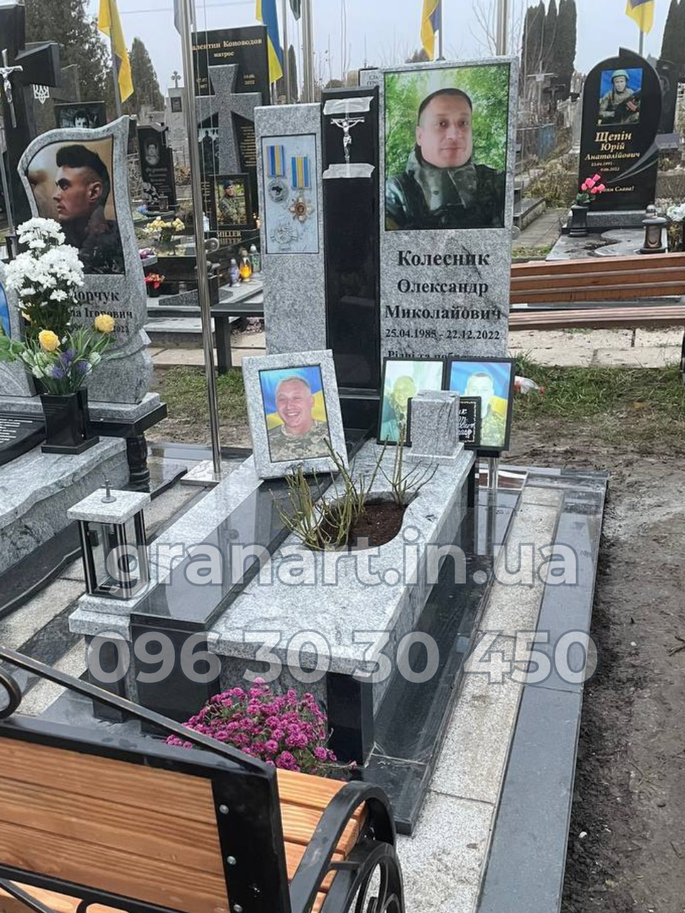 Пам'ятник для військового №007