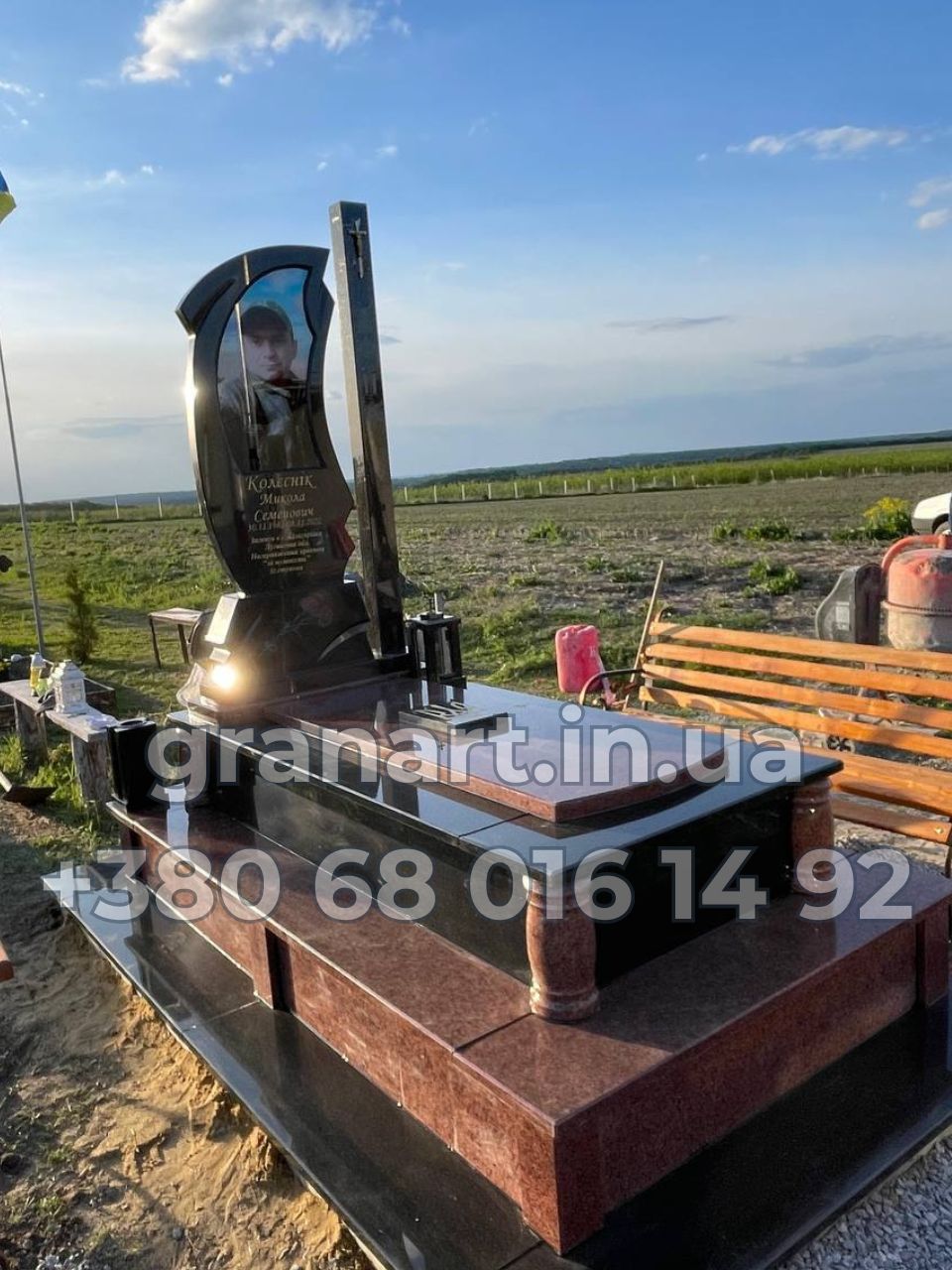 Пам'ятник для військового №009